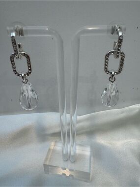 Crystal Teardrop Silver Tone Dangle Earrings Rhinestone Link Drop 2”